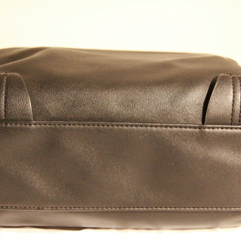 Danielle Nicole Black With Gold Details Bag - image 5